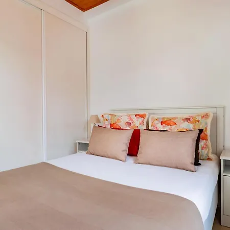 1br - Downtown Chiado *